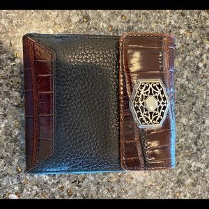 Women’s Leather Western Style Wallet